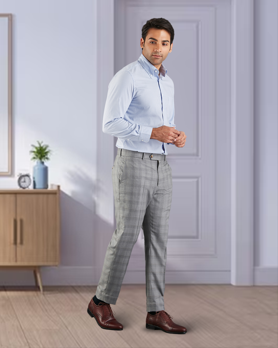 Drago: Super 160s Light Grey Prince of Wales Checks Dress Pant