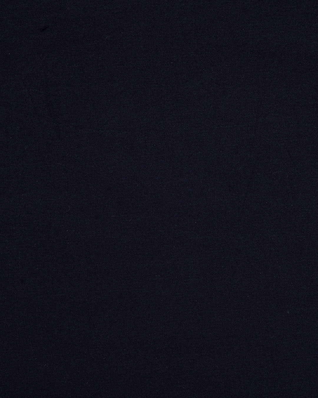 Close up of the custom oxford shirt for men by Luxire in midnight navy