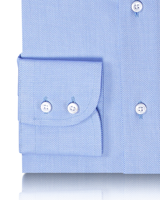 Cuff of the custom oxford shirt for men by Luxire in blue royal