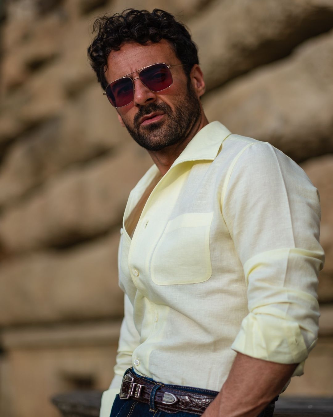 Summer Shirt in Pale Yellow Linen with one piece collar placket - 2