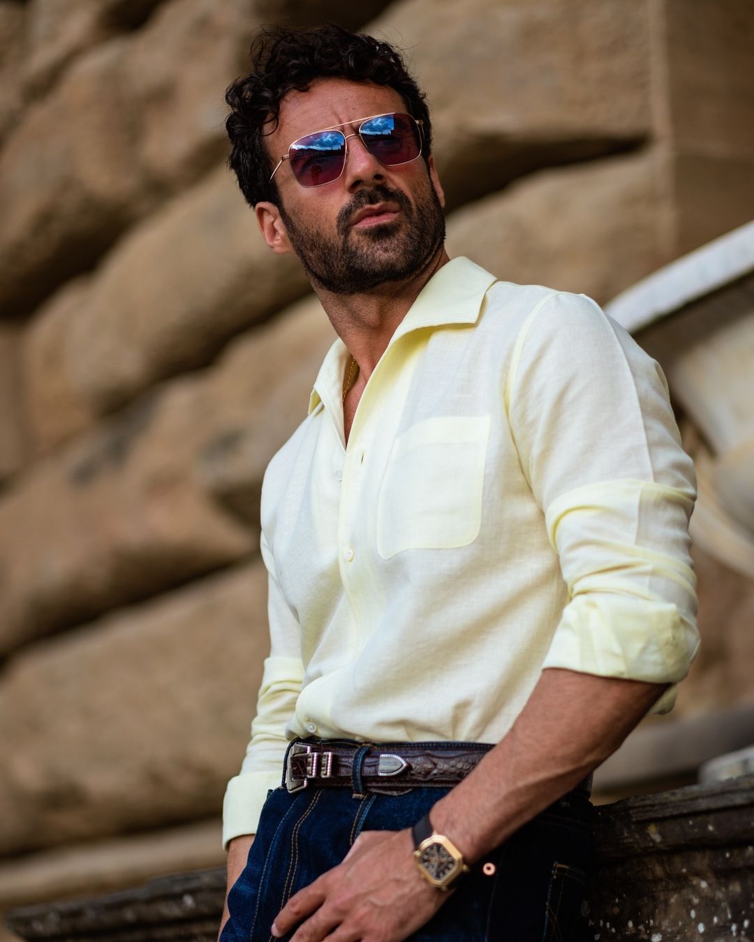 Summer Shirt in Pale Yellow Linen with one piece collar placket - 9
