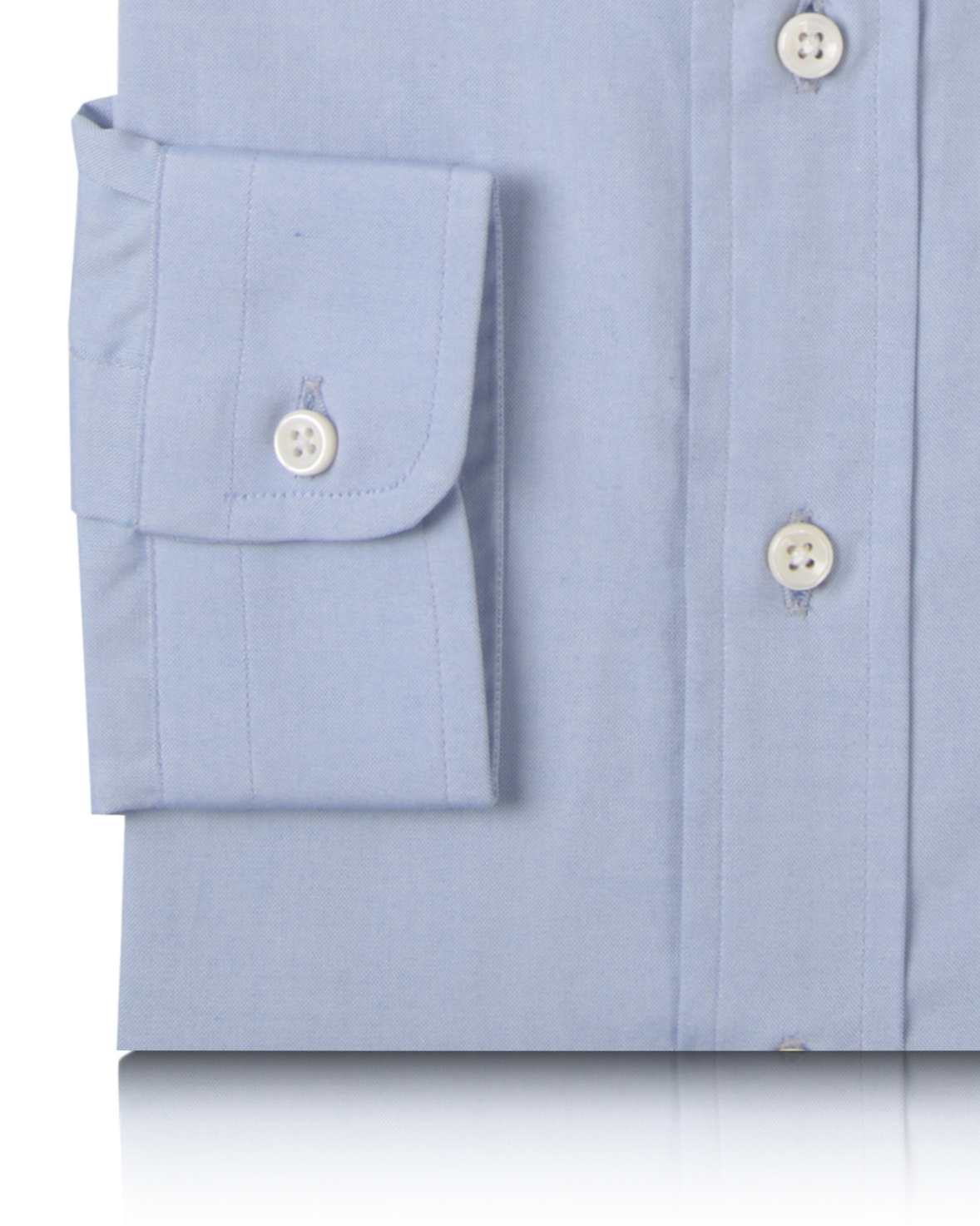 Cuff of the custom oxford shirt for men by Luxire in blue pinpoint 2