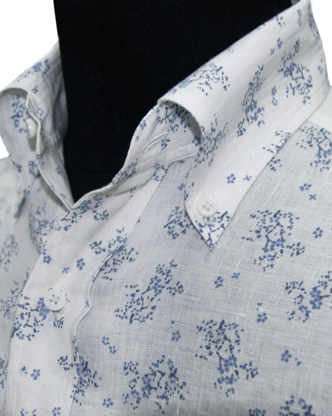 Linen: Pale Blue Printed shrubs On White