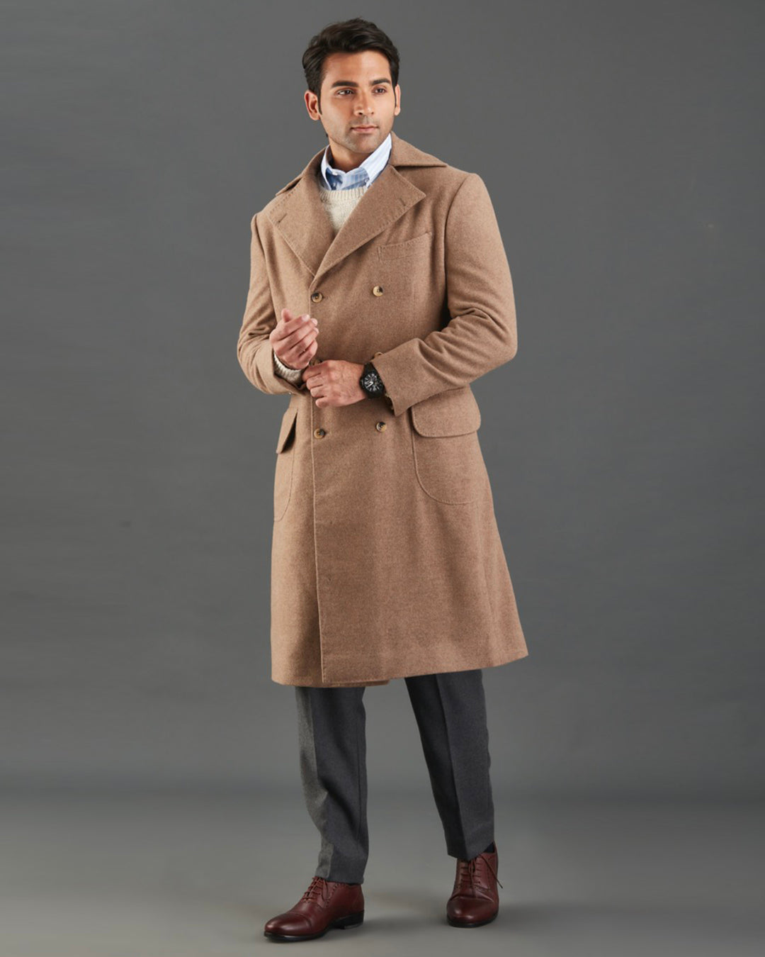 Drago 5% Cashmere 95% Wool: Fawn Flannel Over Coat - 9