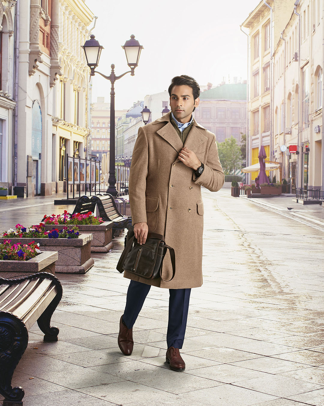 Drago 5% Cashmere 95% Wool: Fawn Flannel Over Coat - 1